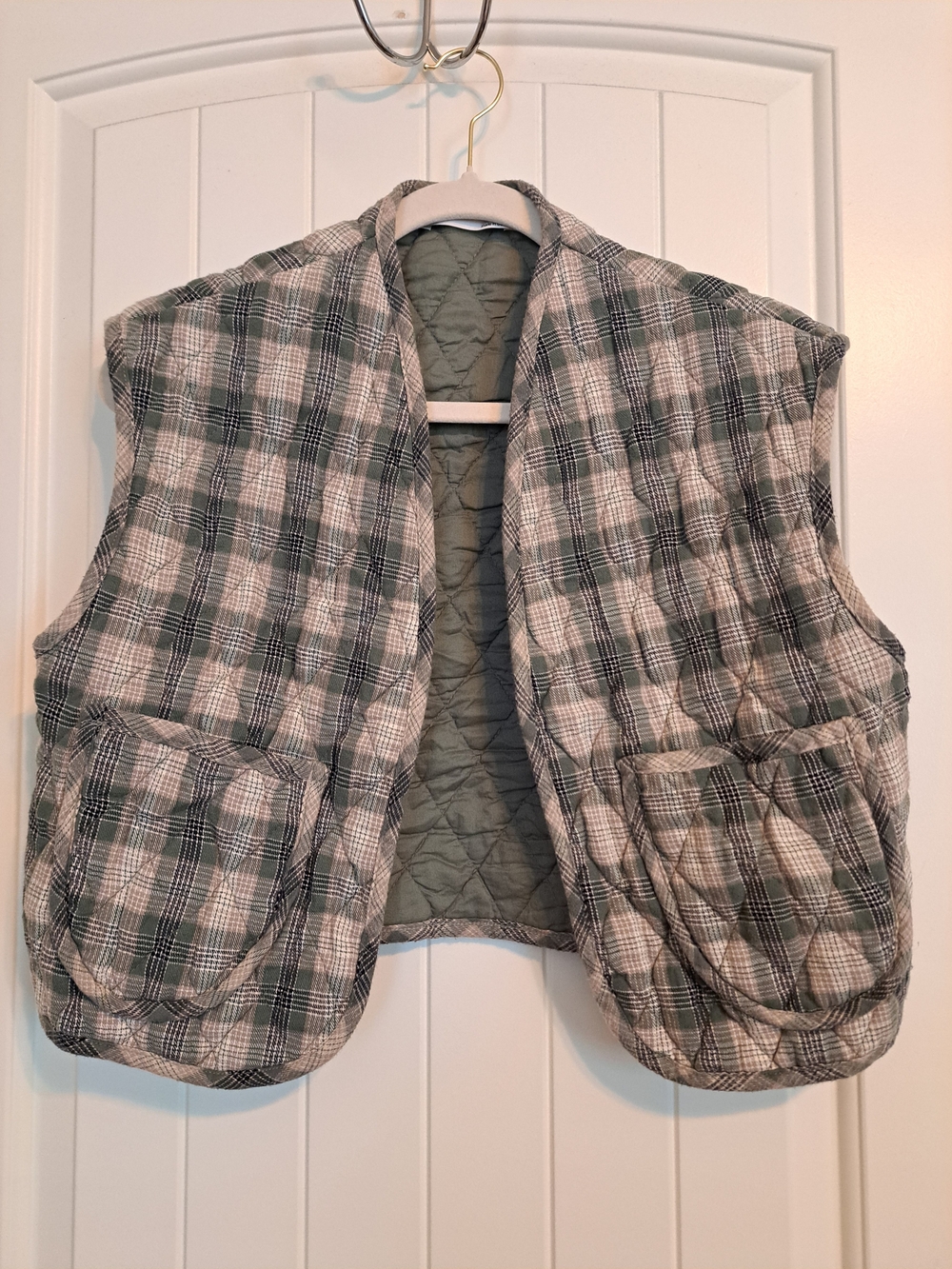 100% Cotton Anthropologie Self Contrast Quilted Crop Flannel Vest Made In USA M